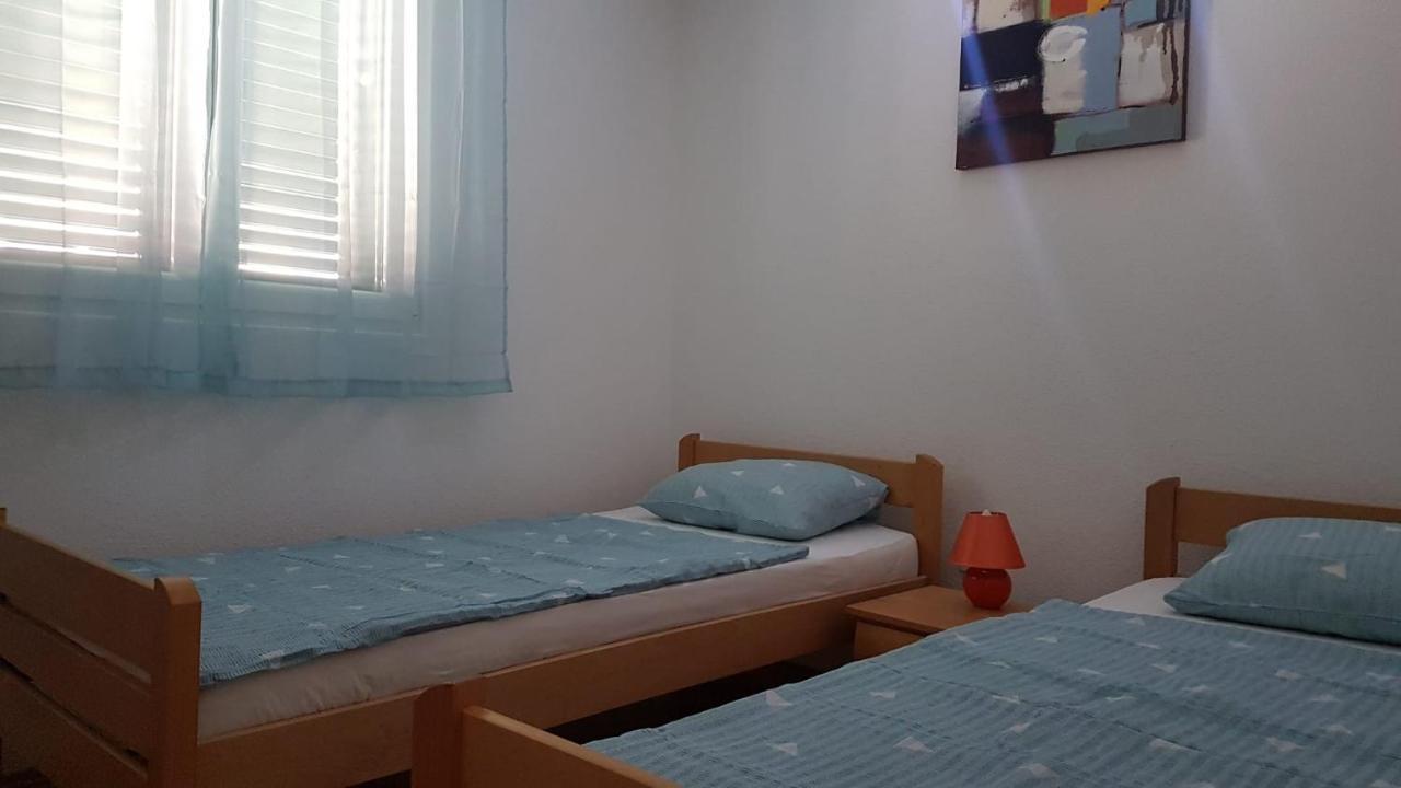 Apartmani Vincek Vodice Exterior foto