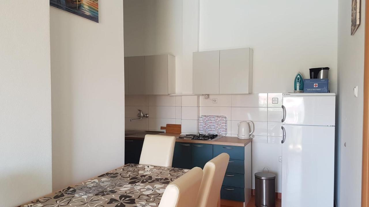 Apartmani Vincek Vodice Exterior foto